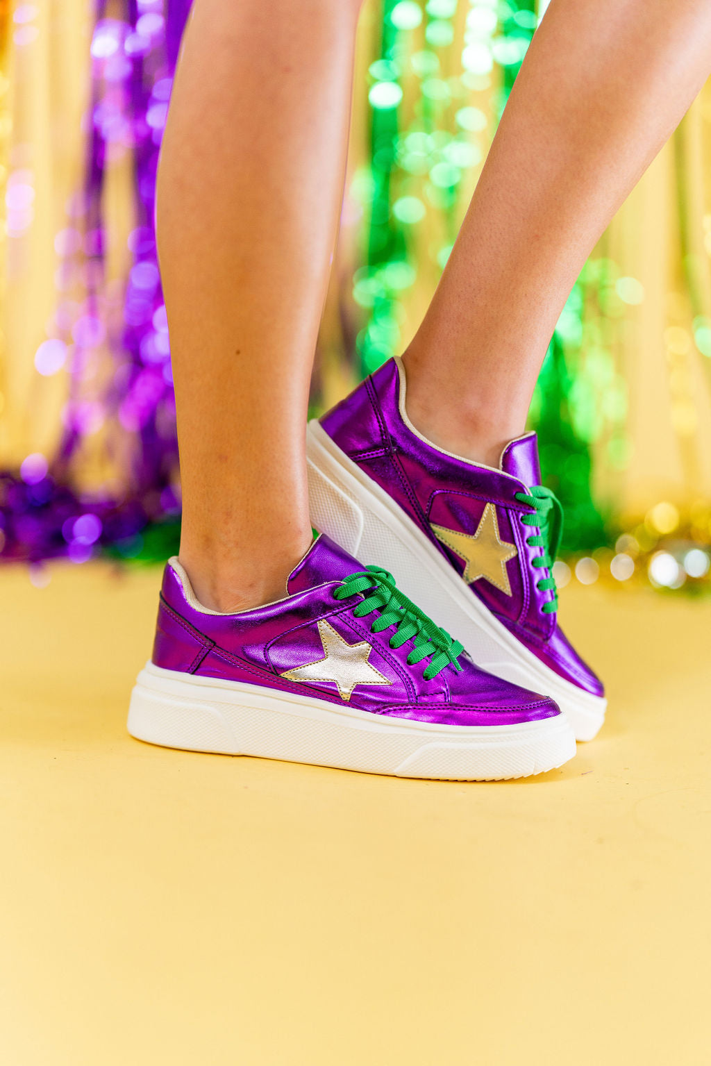 Mardi gras sneakers /Mardi Gras fleur-de-lys Low-Top Sneakers